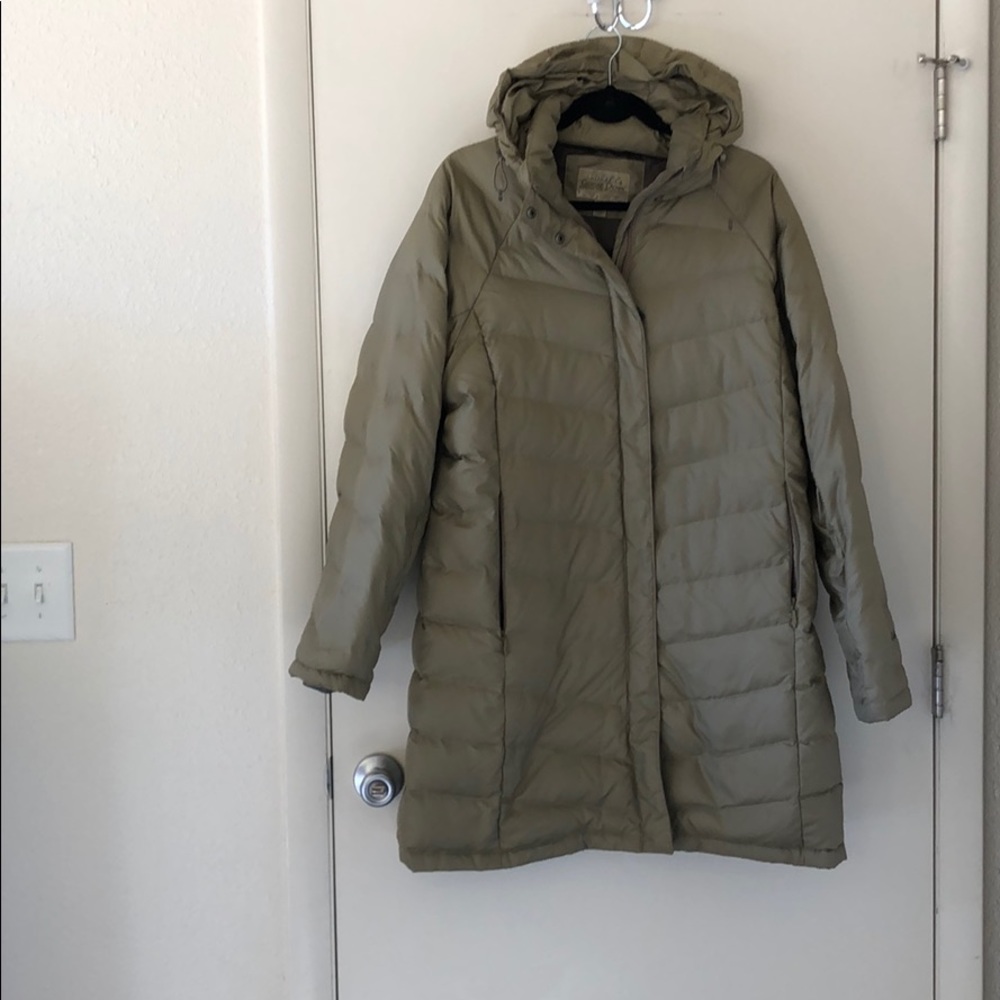Cabela’s goose down parka large